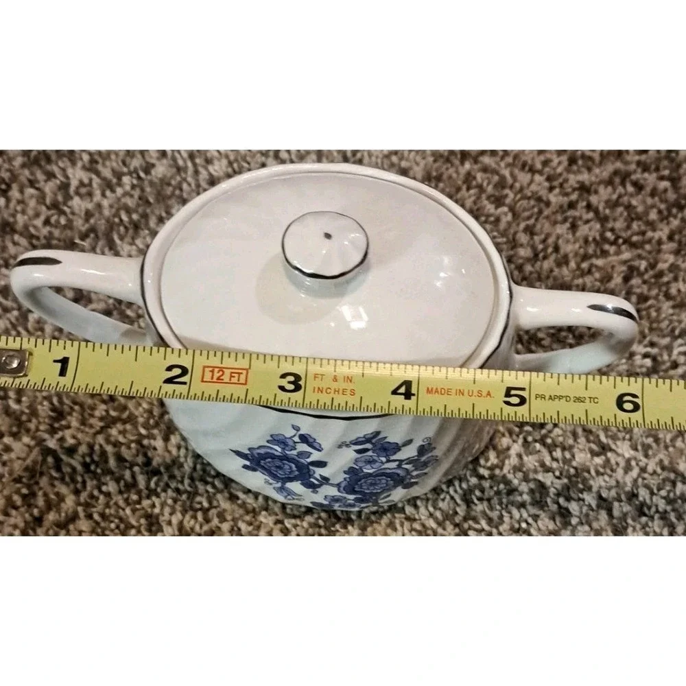 Vtg Royal Blue Ironstone Wedgwood SUGAR BOWL WITH LID, Made in England